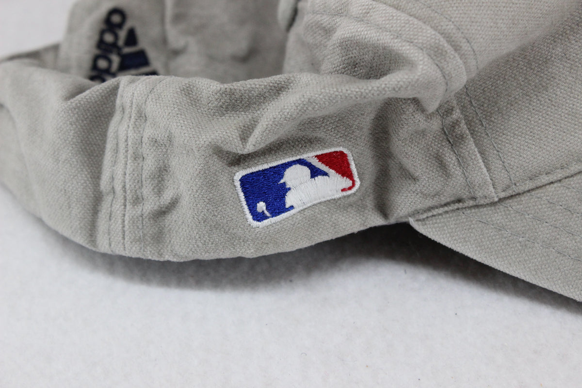 Mens Yankees Baseball Cap Logo