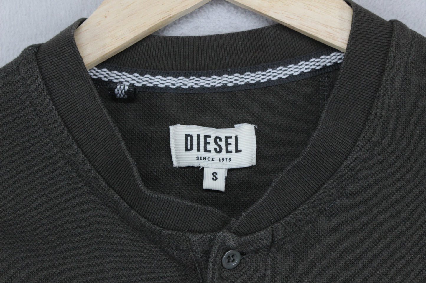 Mens T-Shirt Long Sleeve Buttons