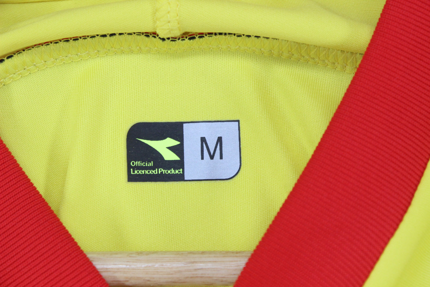 Mens Watford 2008-09 Football Shirt Home Jersey