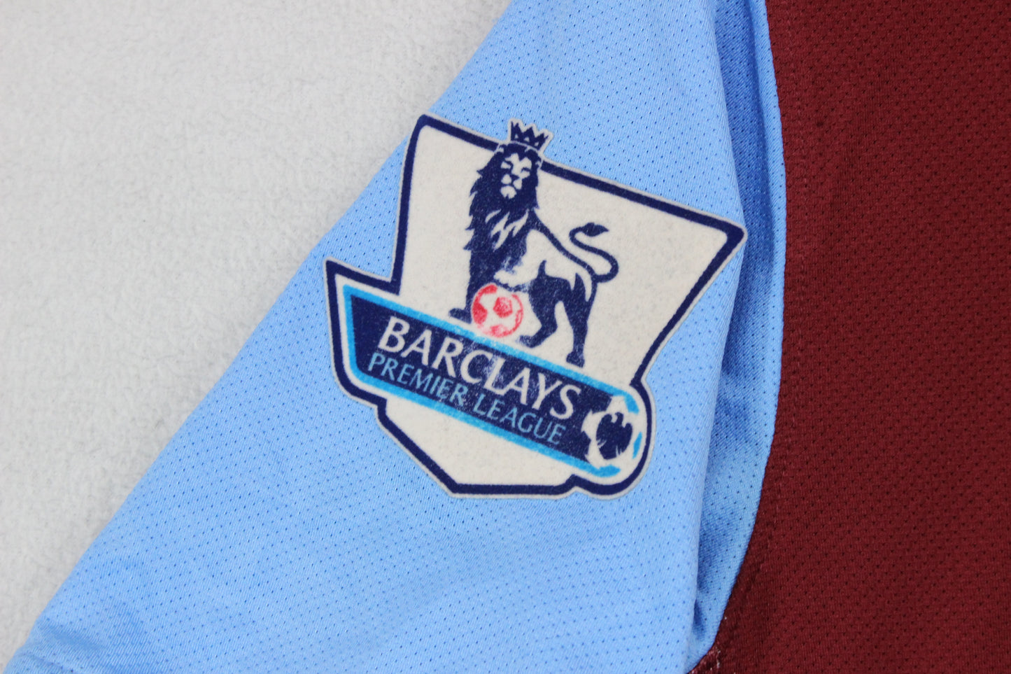 Boys Aston Villa 2010-11 Football Shirt #12 Albrighton