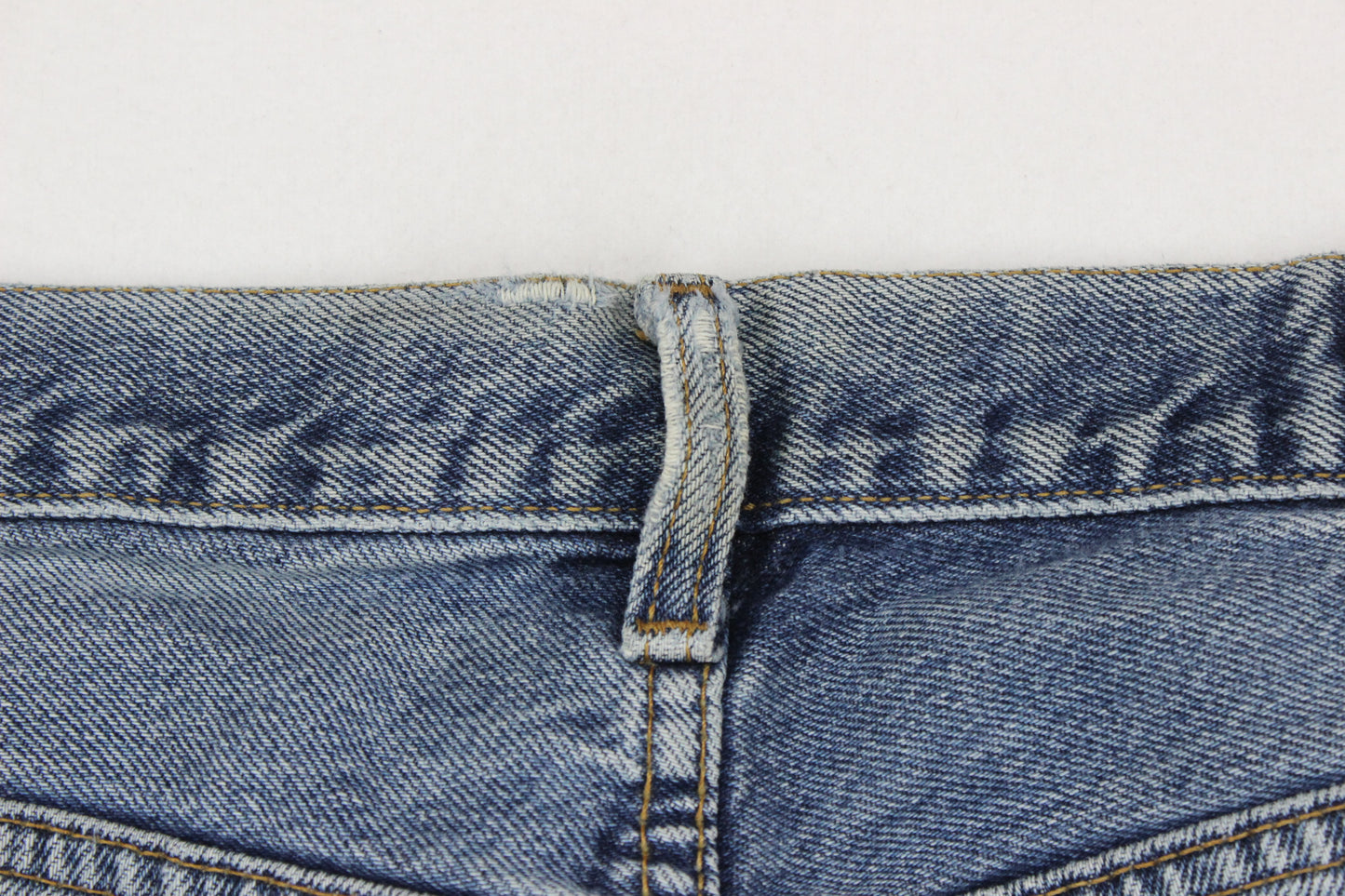 Mens 581 Jeans Classic Denim Distressed