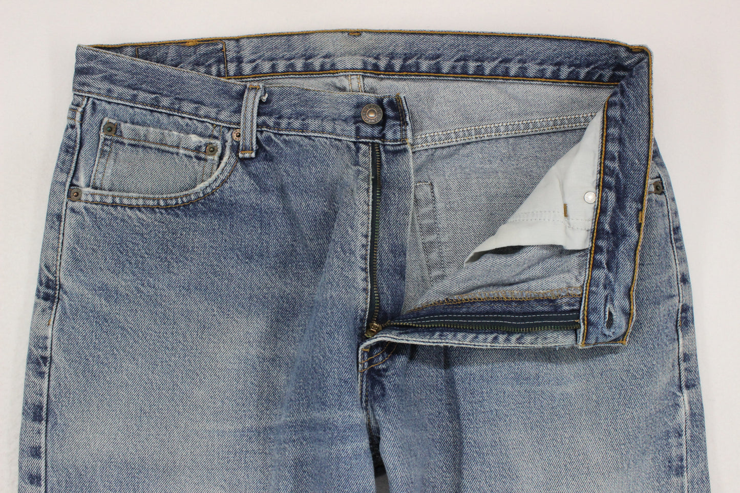 Mens 581 Jeans Classic Denim Distressed