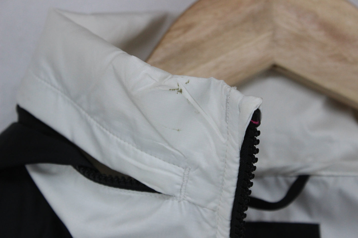 Womens Windwall Jacket Hooded Lightweight