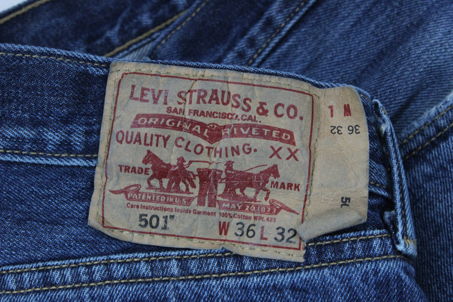 Mens 501 Jeans Classic Fit Denim