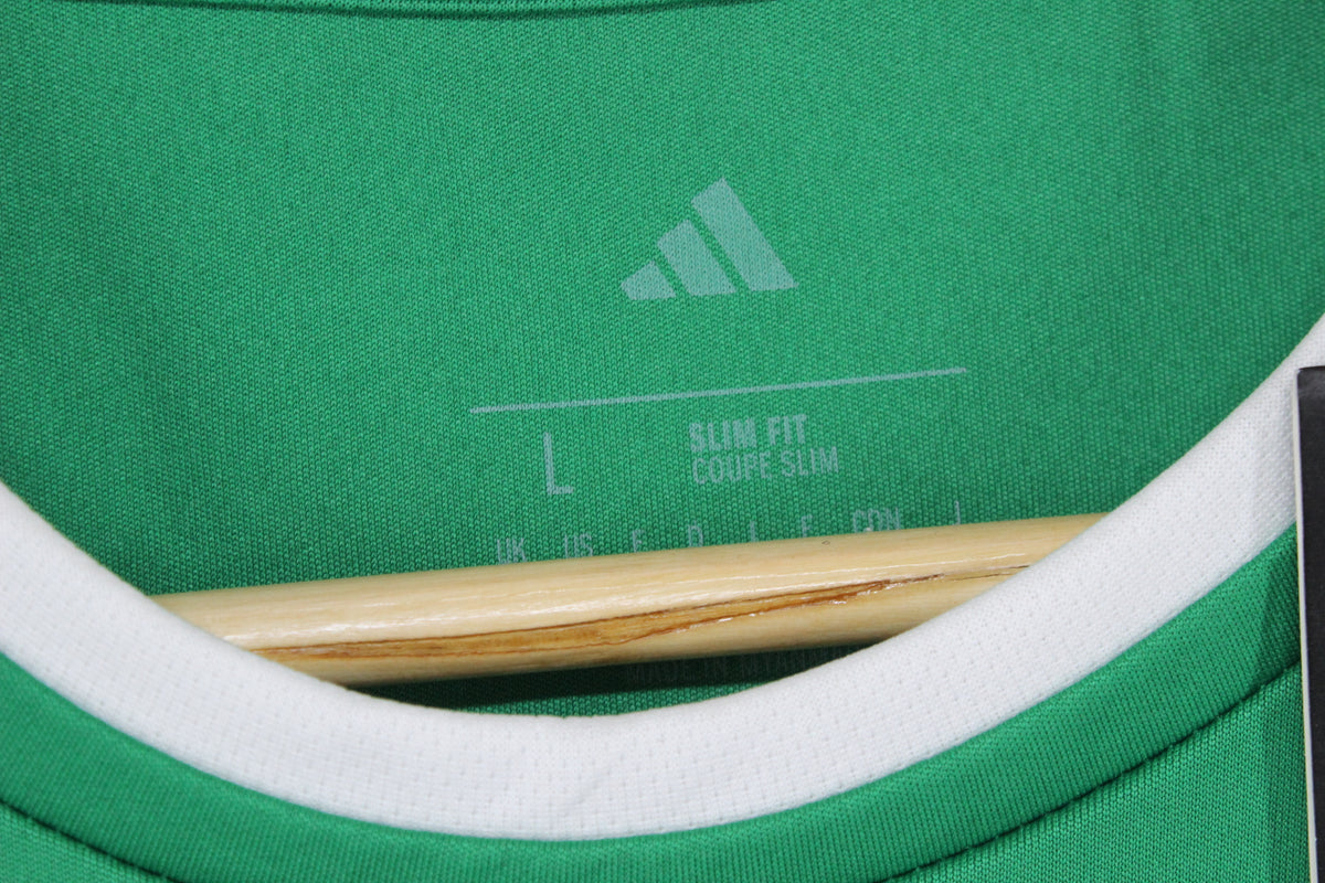 Mens T-Shirt Slim Fit Activewear Logo